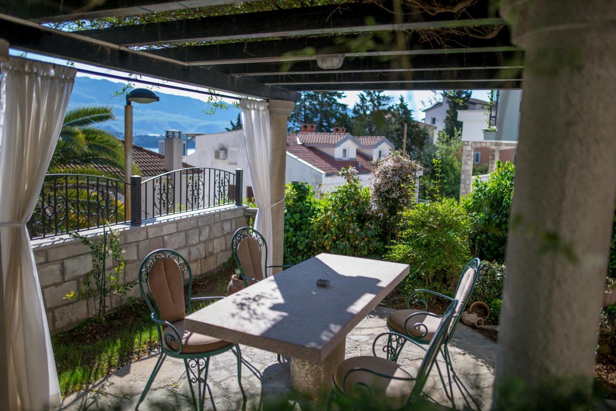 Villa Danigo ブドヴァ 部屋 写真